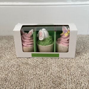 Easter Decorative Cupcakes Set of 3 NWT